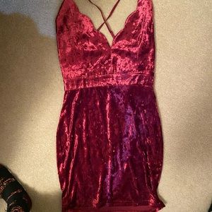 Sexy red velvet mini dress!